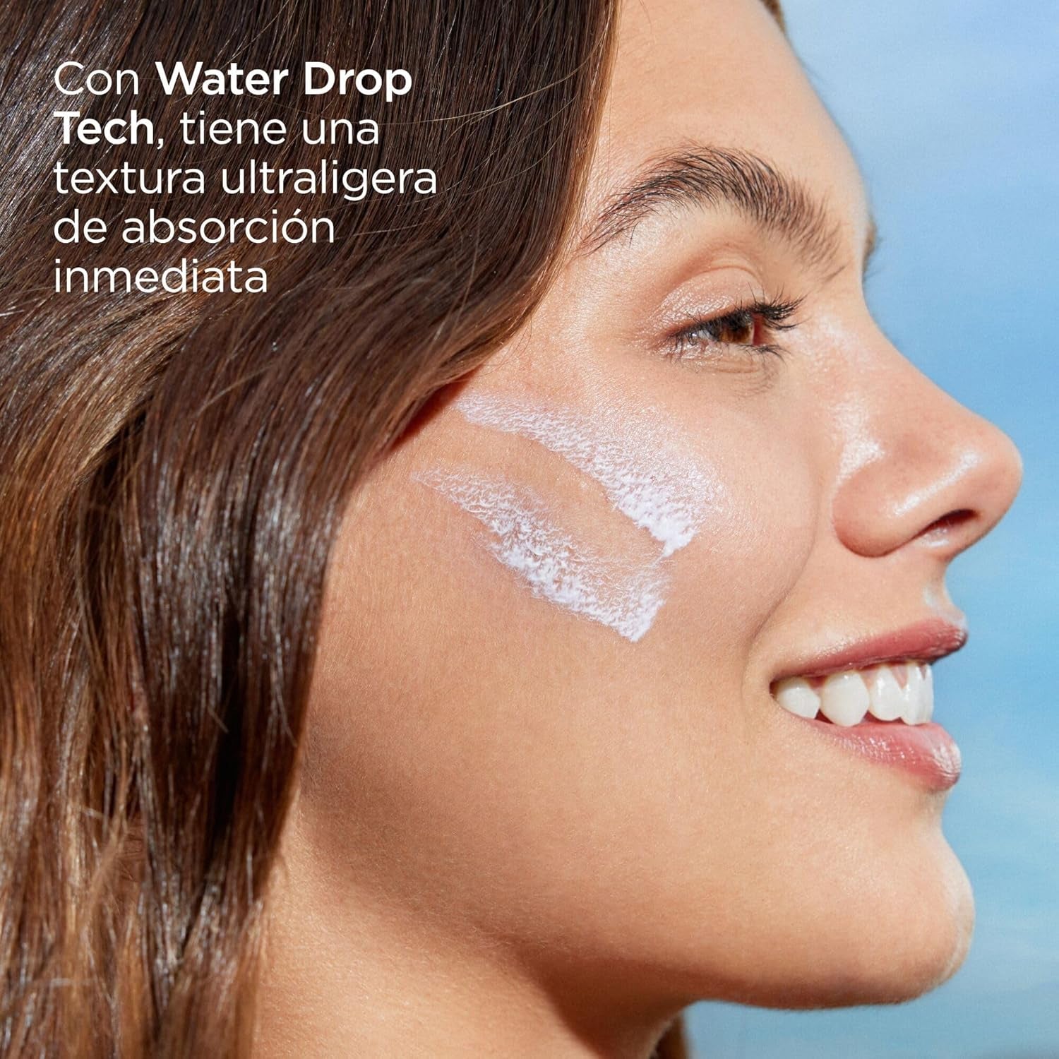 ISDIN Fotoprotección Fusion Water MAGIC SPF 50, Protector Solar Facial De Textura Ligera Y Fase Externa Acuosa Con Tacto Final Sedoso, 50Ml